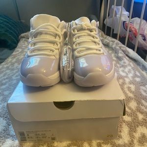 Air Jordan 11 Retro Low